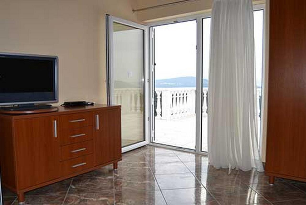 Apartments Barisic Hrvatskih Zrtava 404 Seget Vranjica Trogir Exterior foto