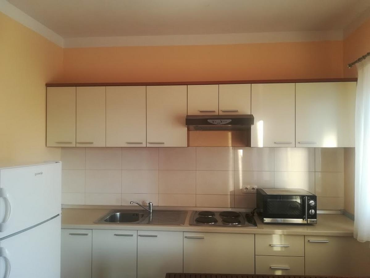 Apartments Barisic Hrvatskih Zrtava 404 Seget Vranjica Trogir Exterior foto