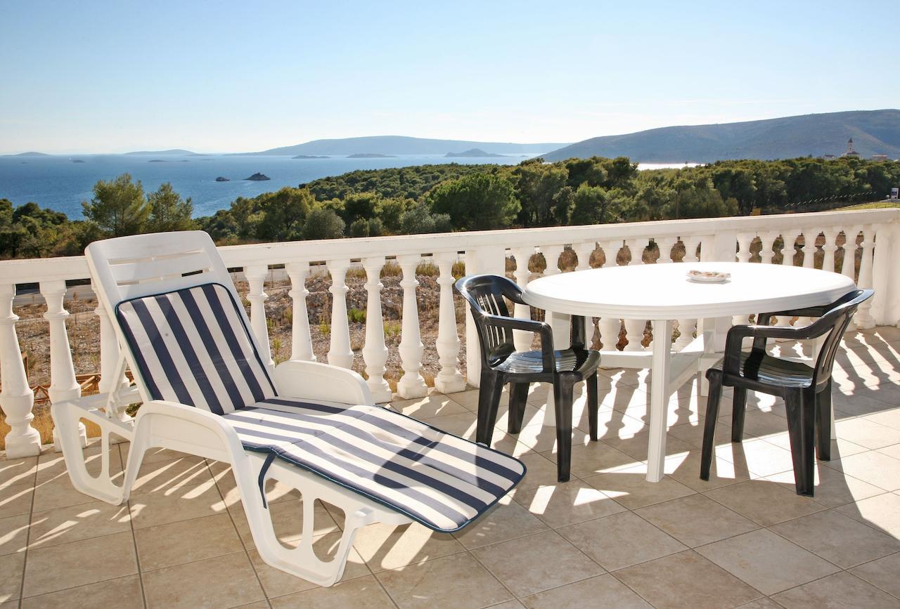 Apartments Barisic Hrvatskih Zrtava 404 Seget Vranjica Trogir Quarto foto