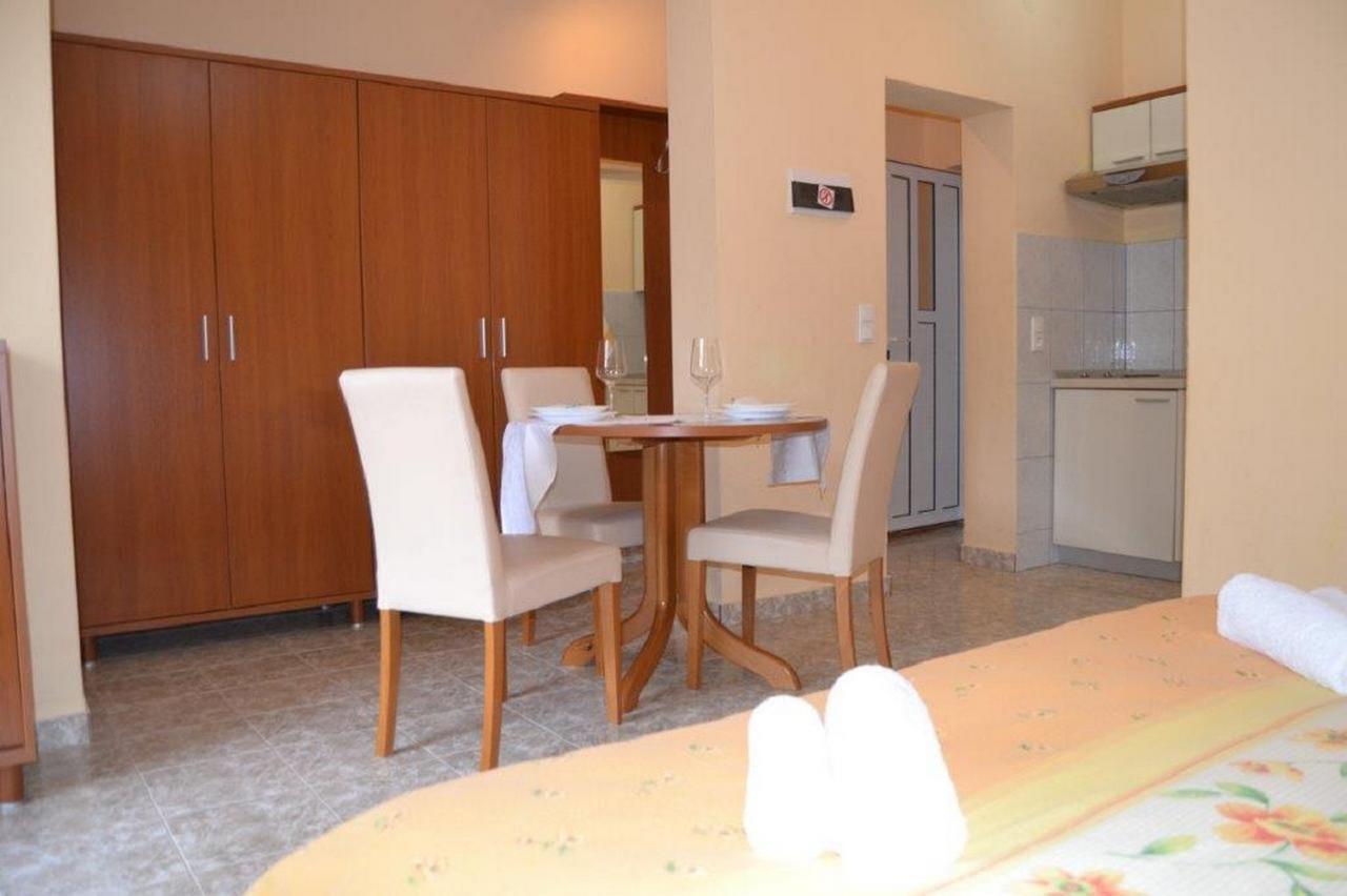 Apartments Barisic Hrvatskih Zrtava 404 Seget Vranjica Trogir Exterior foto